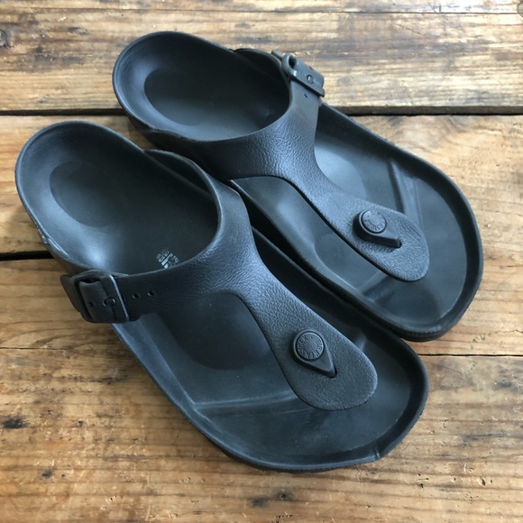 birkenstock gizeh rubber sandals